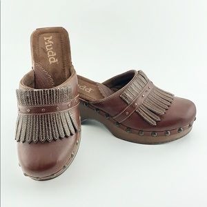simple clogs 90s